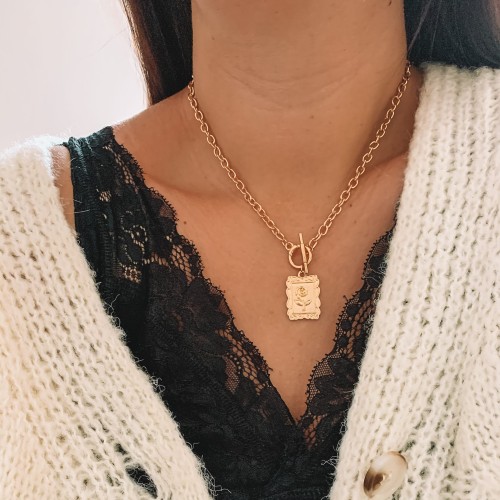 NASZYJNIK ŁAŃCUCH KOLOR ZŁOTY ZAPIĘCIE MEDALION RÓŻA