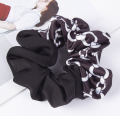 gumka do włosów scrunchie frotka wzory kolor czarno biały.png