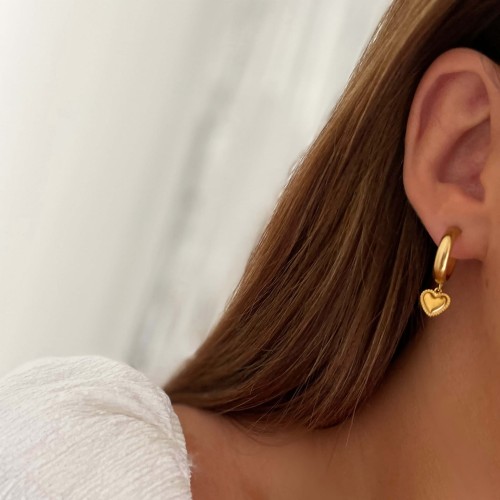 KOLCZYKI ZE STALI SZLACHETNEJ ZŁOTE KOŁA Z SERCAMI