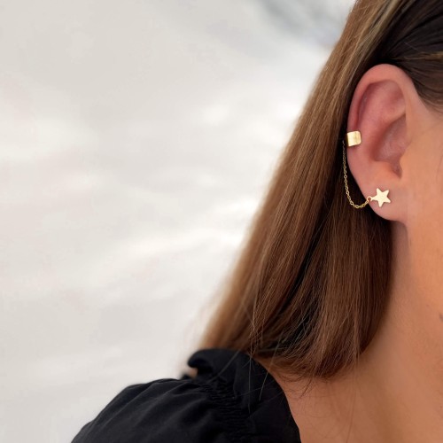 KOLCZYK NAUSZNICA Z GWIAZDKĄ STAL CHIRURGICZNA KOLOR ZŁOTY