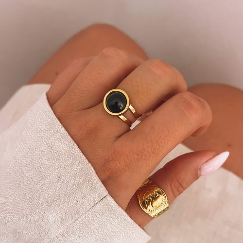 ZŁOTY PIERŚCIONEK Z OCZKIEM ZE STALI CHIRURGICZNEJ ONYKS