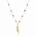 złoty naszyjnik koraliki rodonit z piórkiem stal chirurgiczna