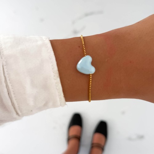 ZŁOTA BRANSOLETKA ZE STALI CHIRURGICZNEJ Z CERAMICZNYM NIEBIESKIM SERCEM 