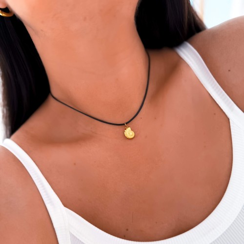 czarny naszyjnik choker rzemyk morska letnia muszelka stal chirurgiczna