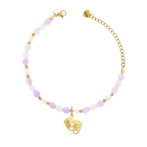 BRANSOLETKA DLA MAMY Z JADEITEM LAWENDOWYM I PERŁĄ HODOWLANĄ – STÓPKI Z GRAWEREM IMIENIA DZIECKA