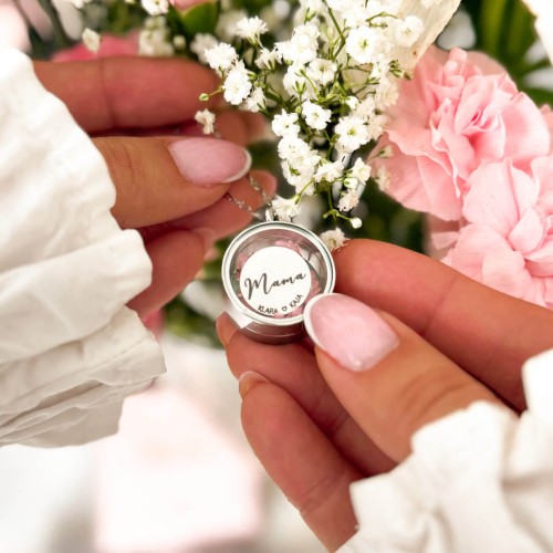 NASZYJNIK SEKRETNIK Z SUSZONYMI KWIATAMI PREZENT DLA MAMY Z GRAWEREM IMION DZIECI