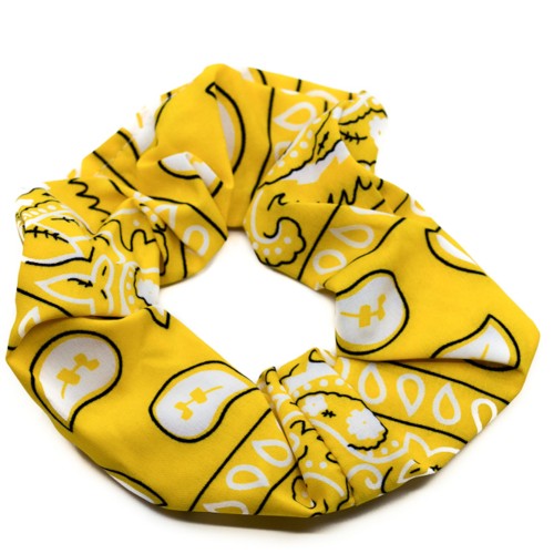 GUMKA DO WŁOSÓW SCRUNCHIE WZORY BOHO BANDAMA ŻÓŁTA.JPG